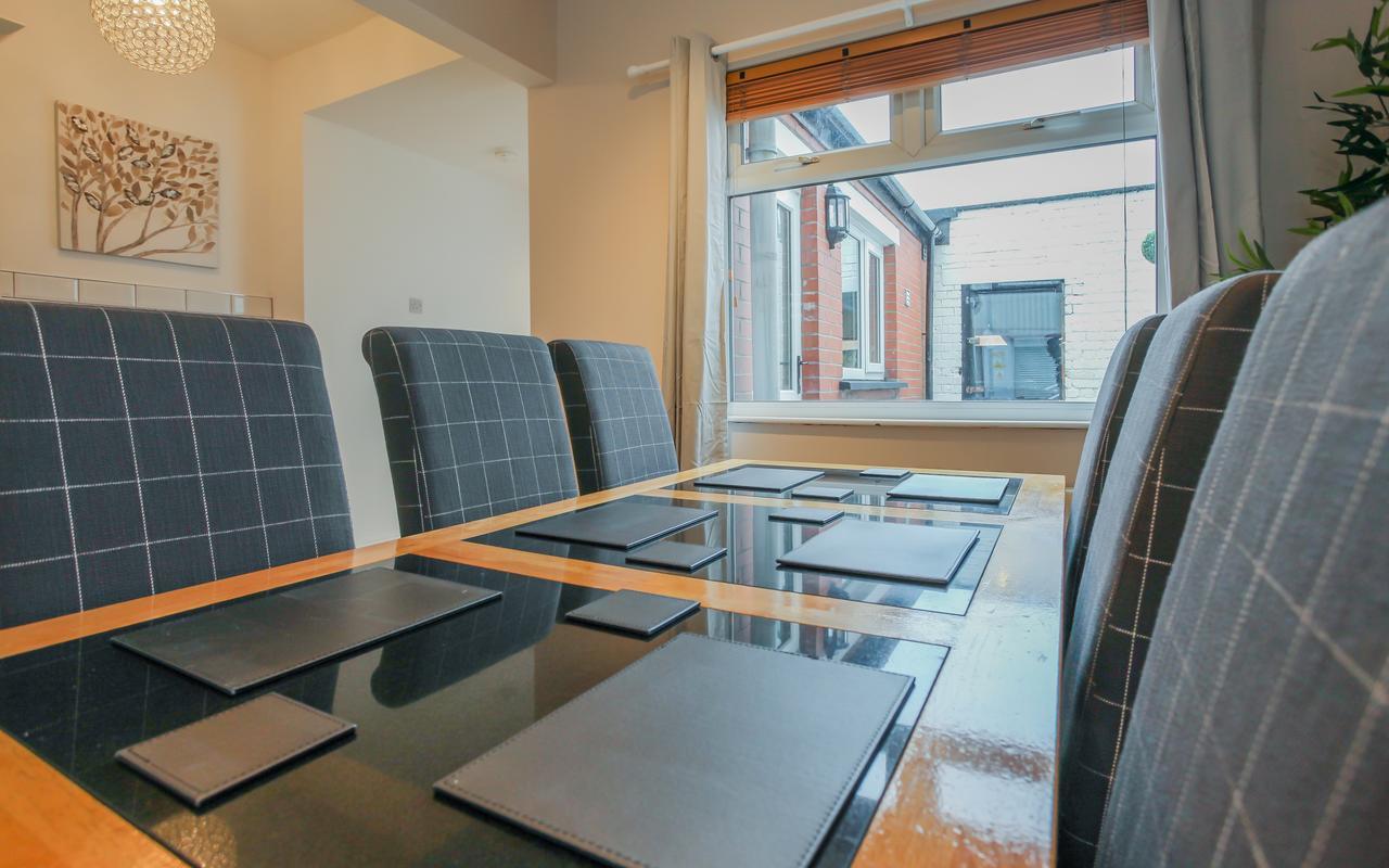 Kingston Serviced Accommodation - Donegall Avenue Belfast Extérieur photo
