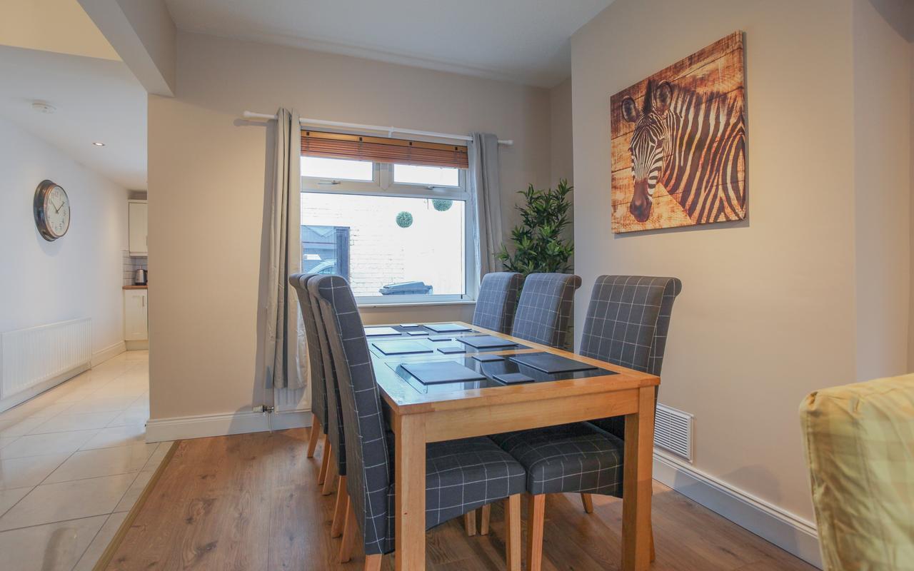 Kingston Serviced Accommodation - Donegall Avenue Belfast Extérieur photo