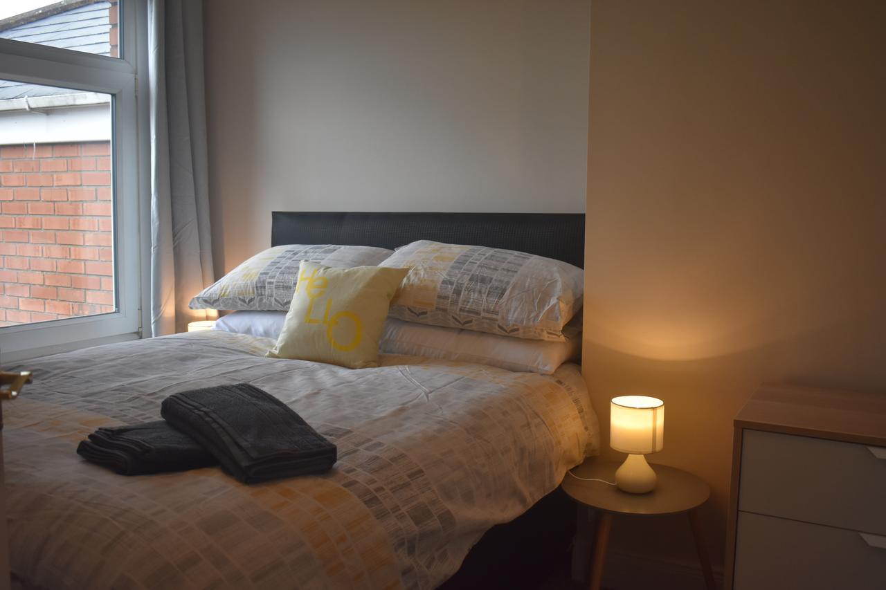 Kingston Serviced Accommodation - Donegall Avenue Belfast Extérieur photo