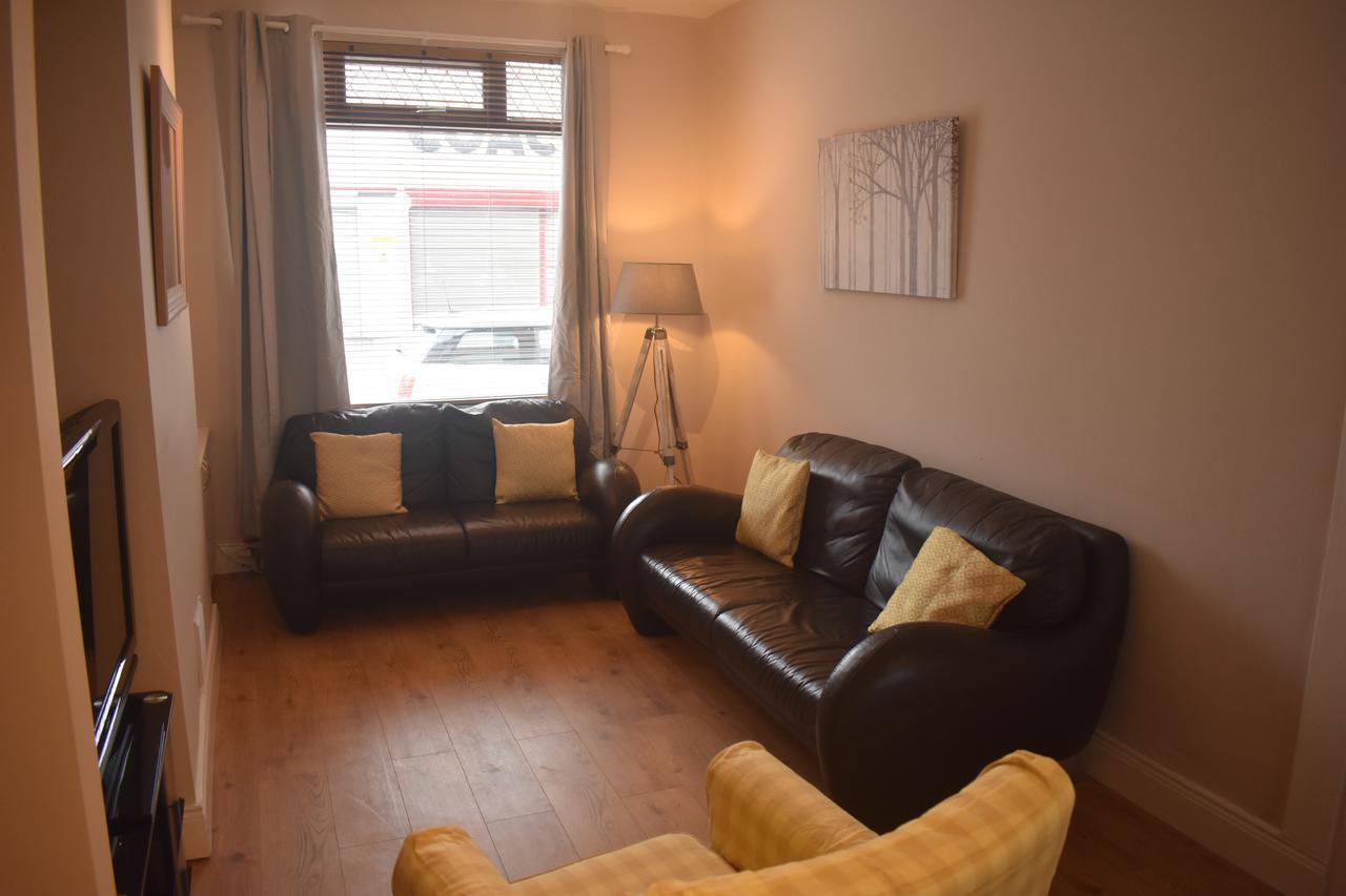 Kingston Serviced Accommodation - Donegall Avenue Belfast Extérieur photo