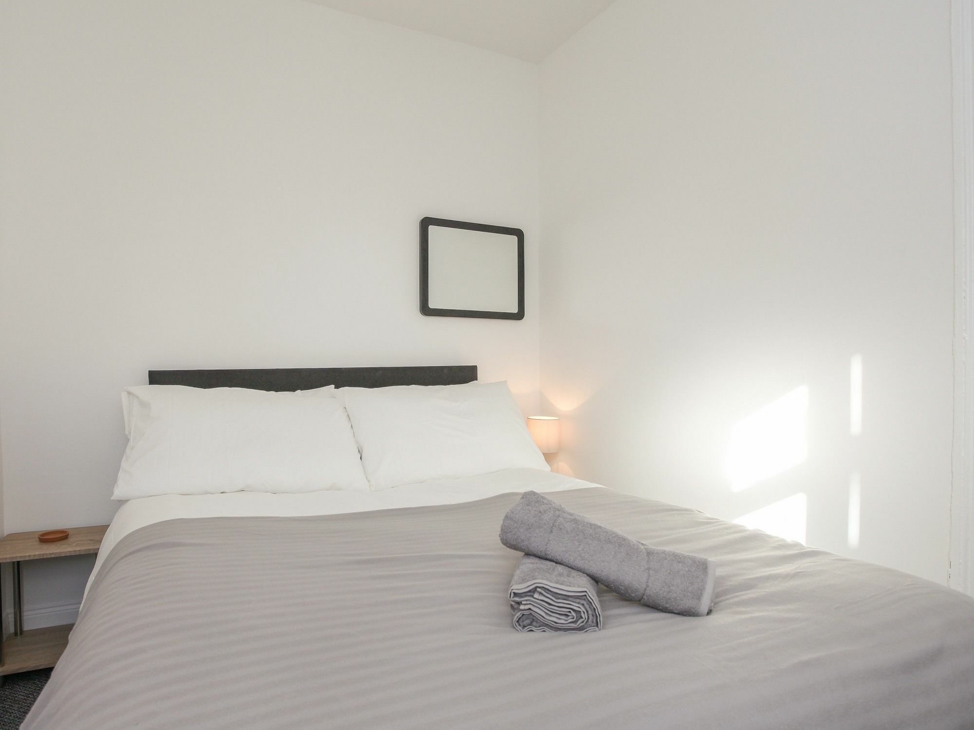 Kingston Serviced Accommodation - Donegall Avenue Belfast Extérieur photo